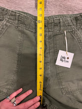 Load image into Gallery viewer, 1972 Vietnam Era OG-107 Military Trousers