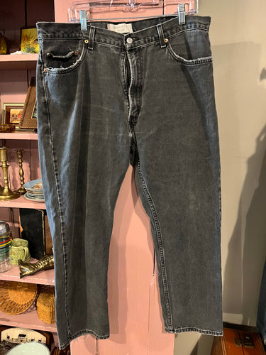 11 - Vintage Y2K Levi’s 505 - 2003 - 40/30