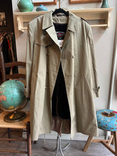 Load image into Gallery viewer, Vintage Beige Trench Raincoat