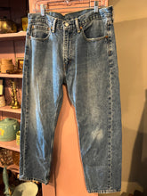 Load image into Gallery viewer, 07 - 90’s Vintage Levi’s 505 - 1996 - 34/29