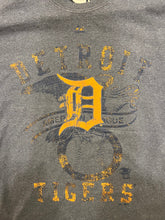 Load image into Gallery viewer, VTG Majestic Detroit Tigers Tee