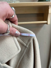 Load image into Gallery viewer, Vintage Cream 100% Cashmere Coat