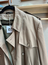 Load image into Gallery viewer, Vintage Tan Trench with Belt
