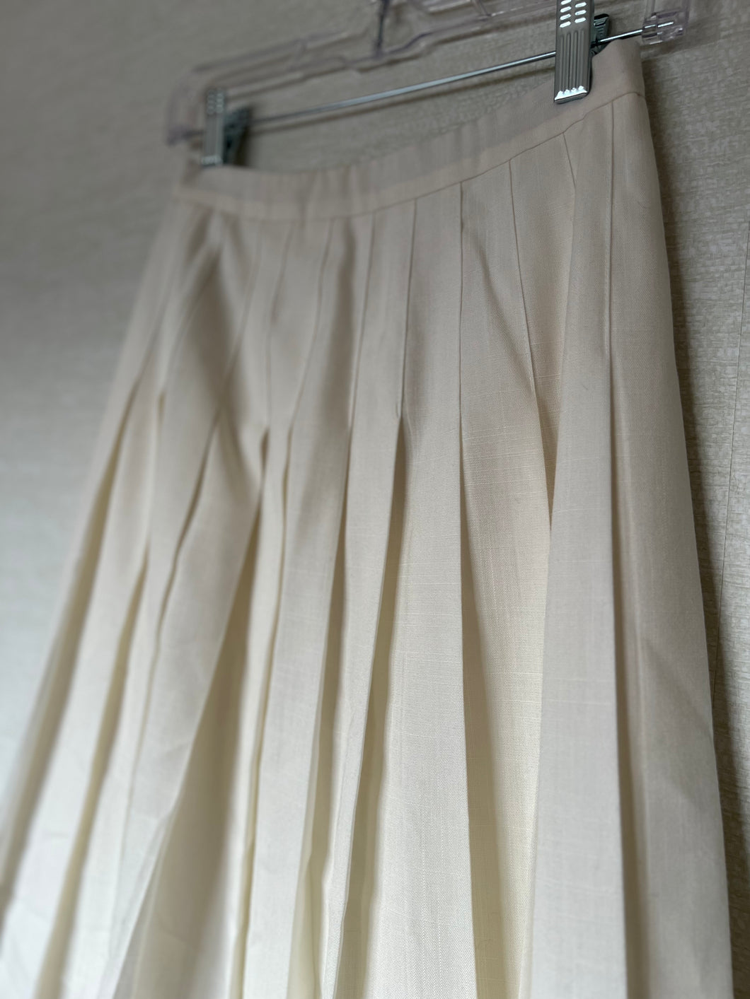 Pendleton White Pleated Skirt